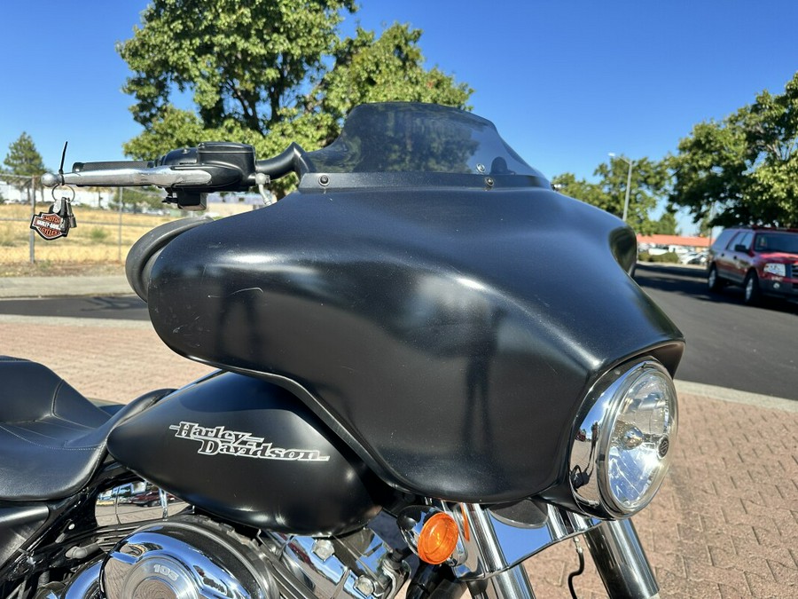 2012 FLHX103 Street Glide Black Denim