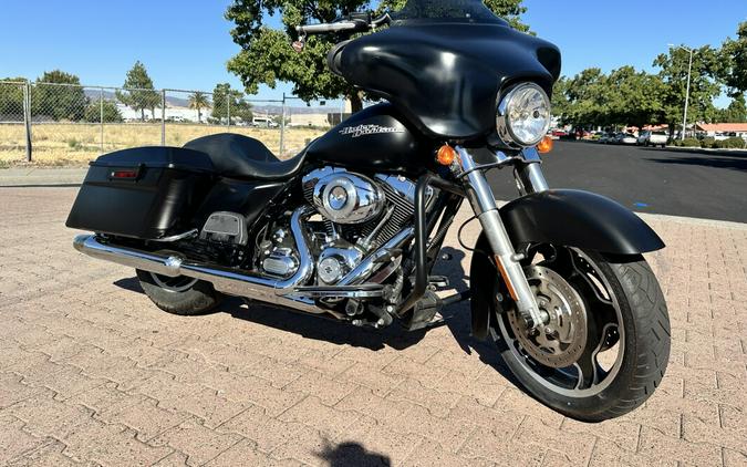 2012 FLHX103 Street Glide Black Denim