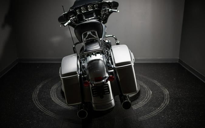 2015 Street Glide® Special (FLHXS)