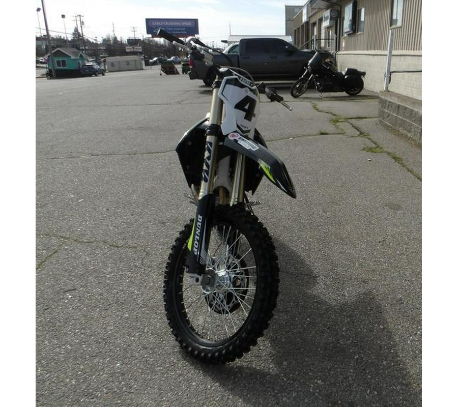 2025 Triumph TF 450-RC Edition Jet Black/Pure White