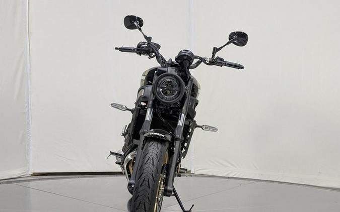2025 Yamaha XSR 700