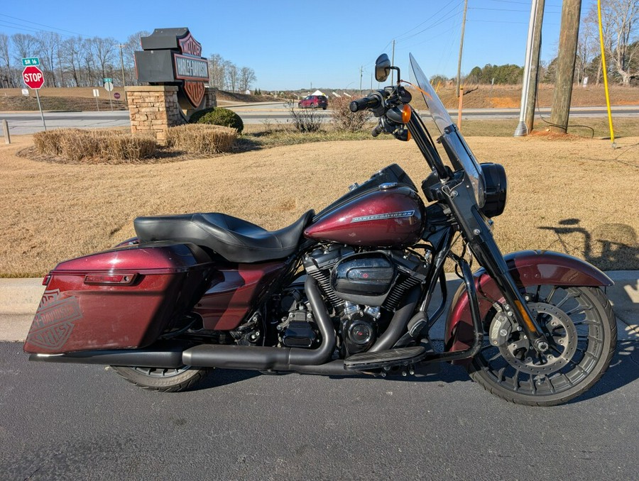 2019 Harley-Davidson® Road King® Special Twisted Cherry