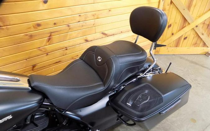 2017 Harley-Davidson® FLTRXS - Road Glide® Special
