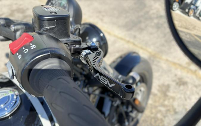2024 Triumph Bonneville Bobber