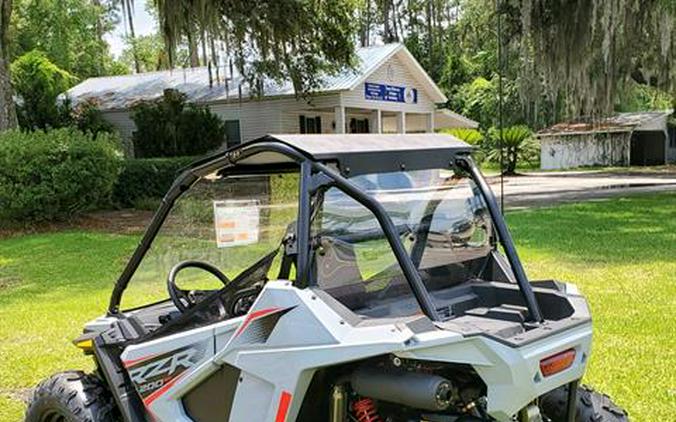 2024 Polaris RZR 200 EFI