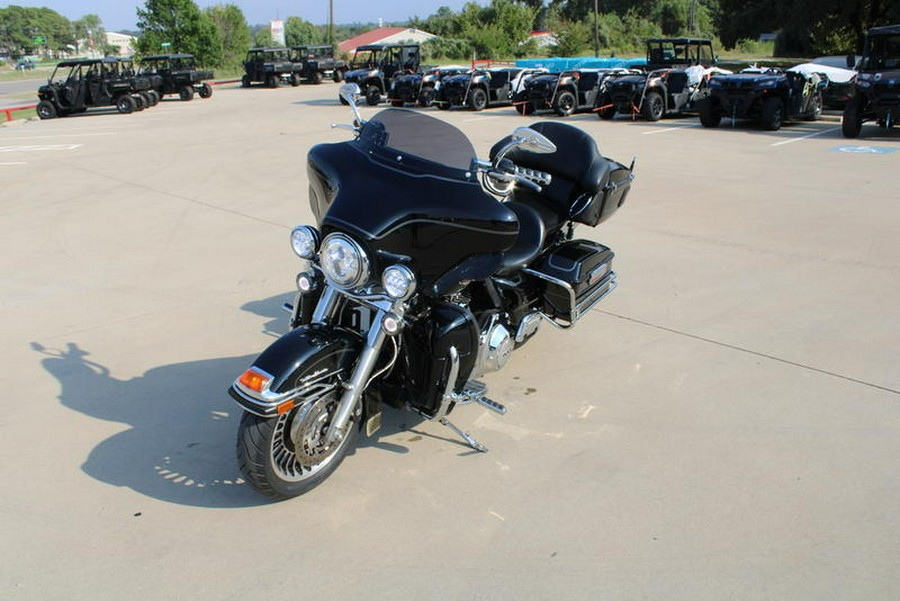 2012 Harley-Davidson® FLHTCU - Electra Glide® Ultra Classic
