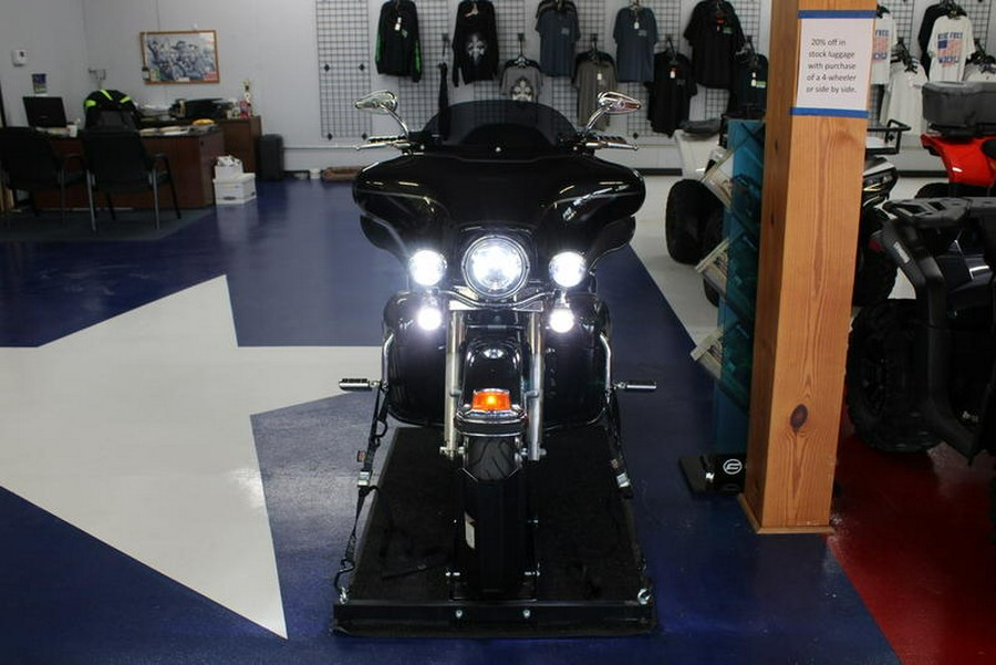 2012 Harley-Davidson® FLHTCU - Electra Glide® Ultra Classic