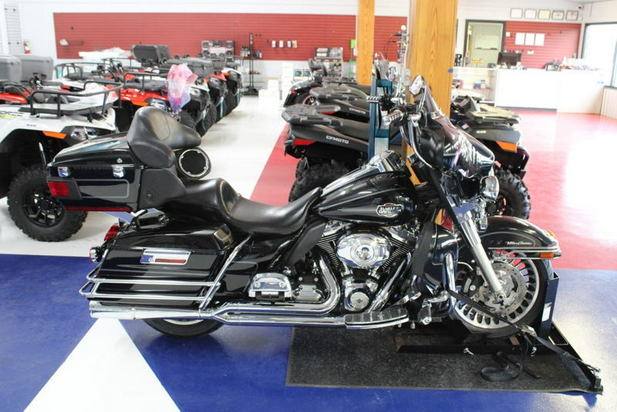 2012 Harley-Davidson® FLHTCU - Electra Glide® Ultra Classic