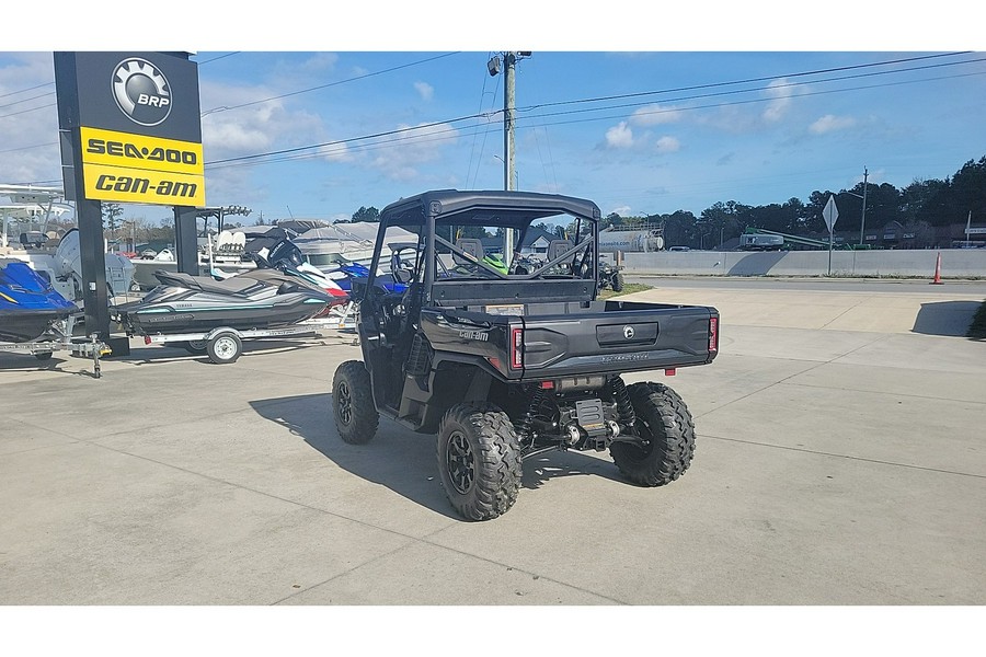2026 Can-Am DEFENDER XT HD11