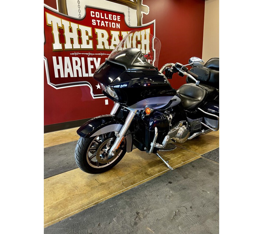 2019 Harley-Davidson Road Glide Ultra Midnight Blue/Barracuda Silver
