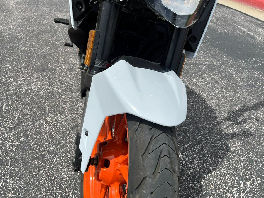 2021 KTM Duke 200