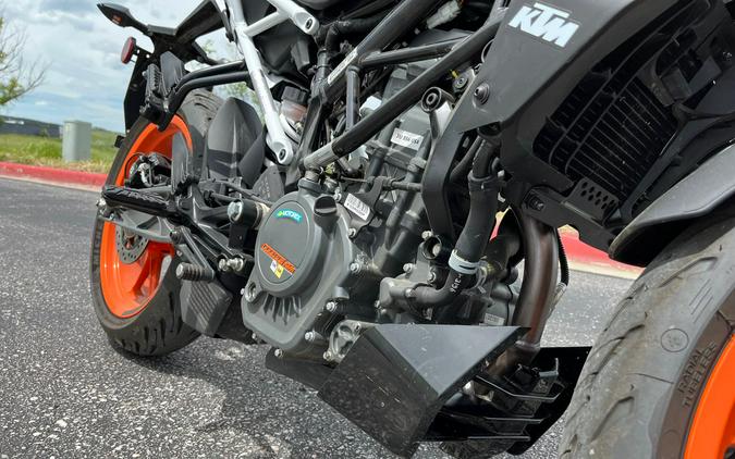 2021 KTM Duke 200