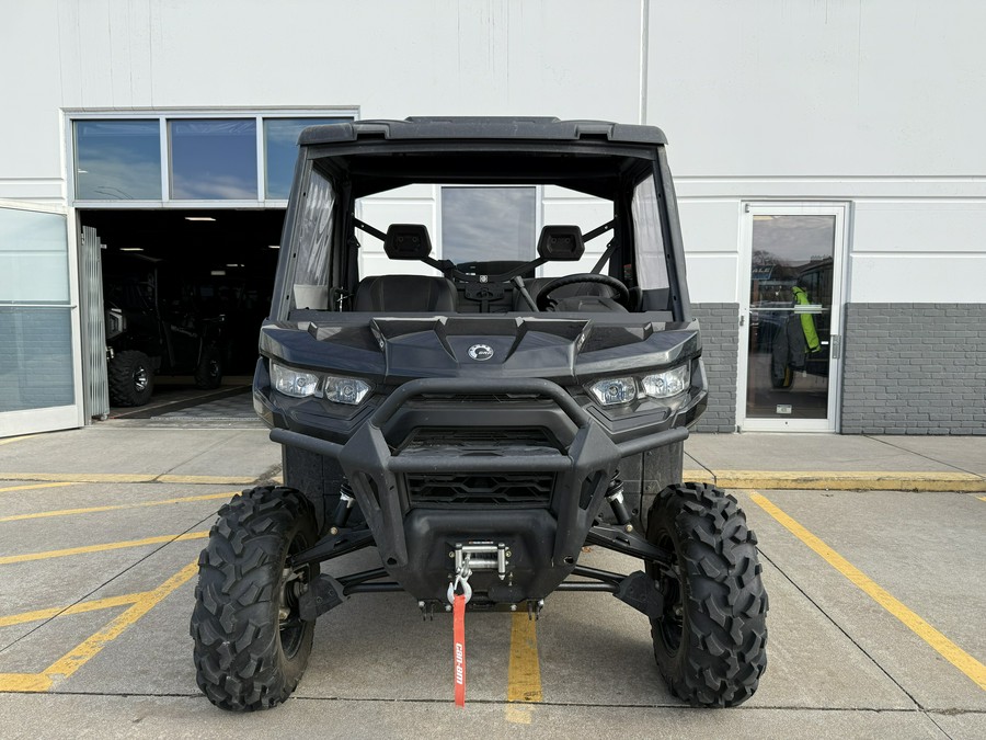 2023 Can-Am Defender XT HD10