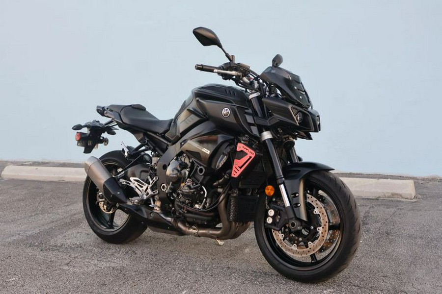 2020 YAMAHA MT-10