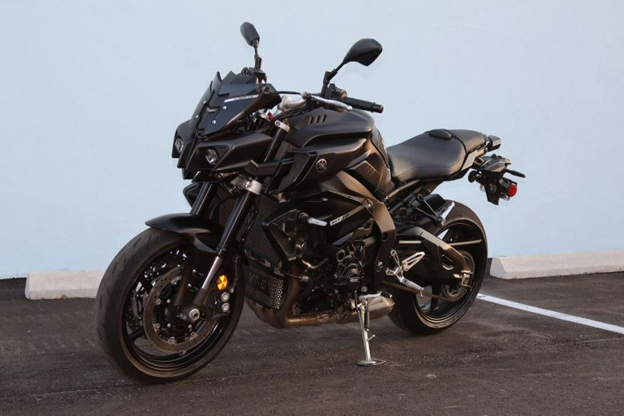 2020 YAMAHA MT-10