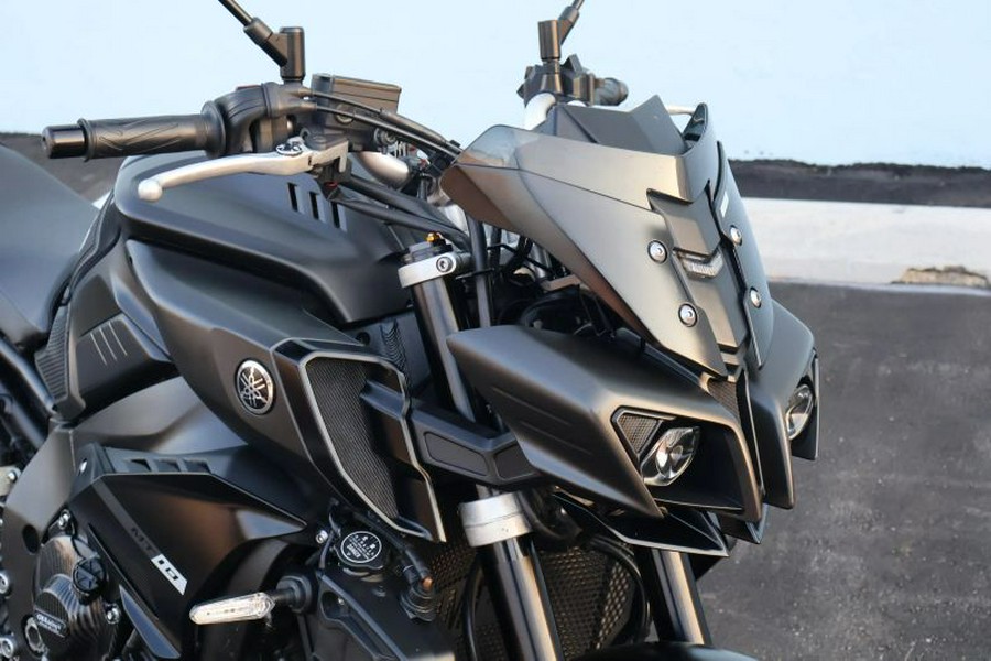 2020 YAMAHA MT-10