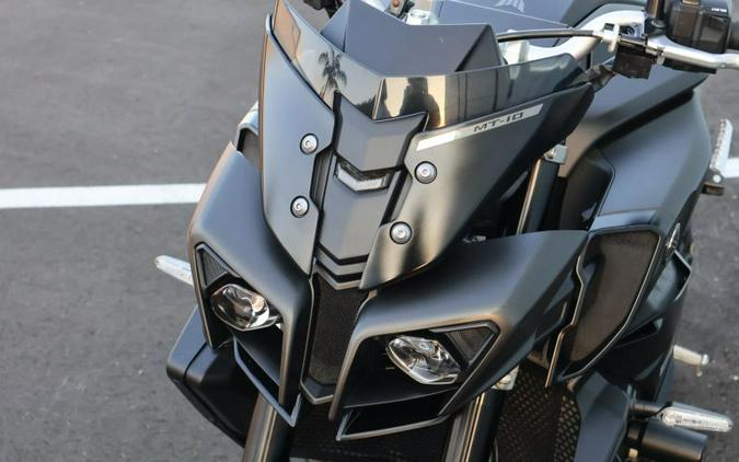 2020 YAMAHA MT-10