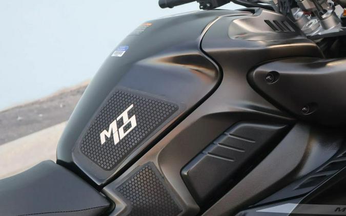 2020 YAMAHA MT-10