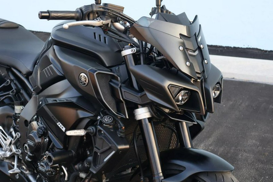 2020 YAMAHA MT-10