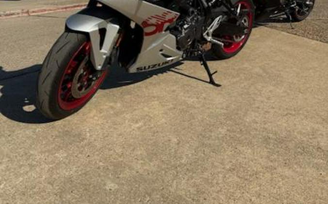 2024 Suzuki GSX-8R