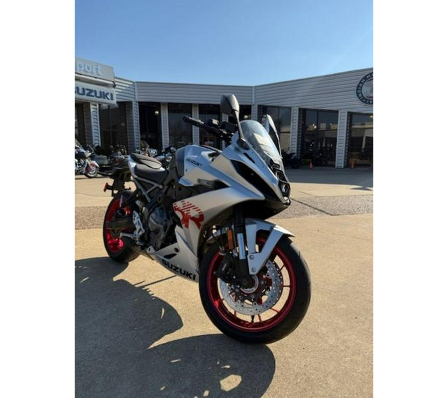 2024 Suzuki GSX-8R