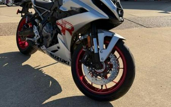 2024 Suzuki GSX-8R