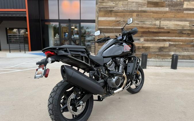 2026 Harley-Davidson® Pan America® 1250 Special Vivid Black Black Cast Wheels