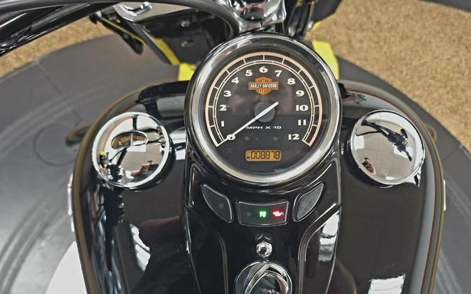 2014 Harley-Davidson® FLS - Softail Slim®