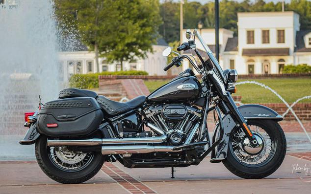 2021 Harley-Davidson® FLHCS - Heritage Classic 114