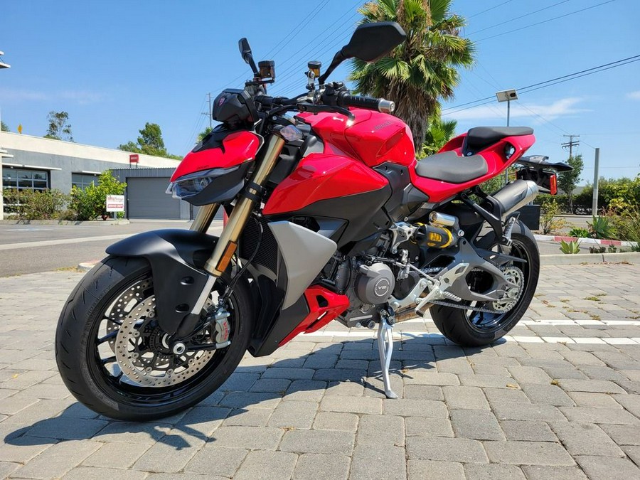 2025 Ducati Streetfighter V2