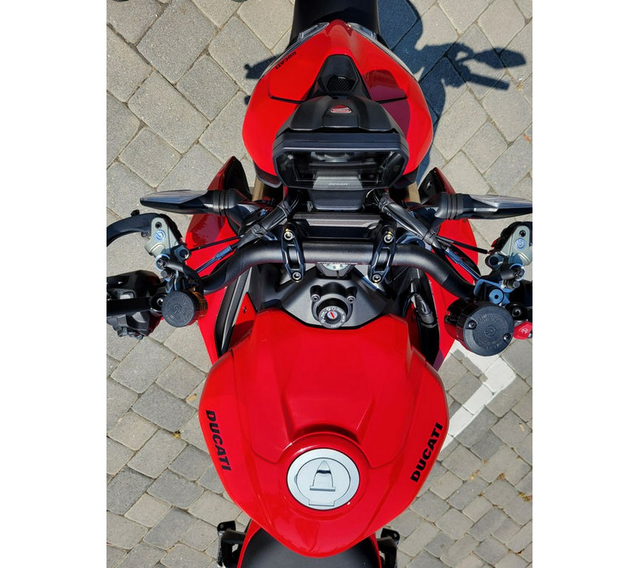 2025 Ducati Streetfighter V2