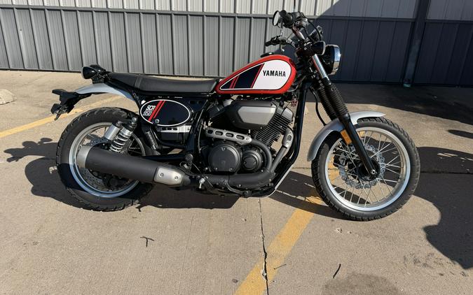2017 Yamaha SCR950