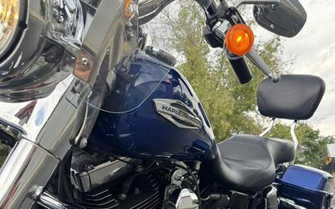 2015 Harley-Davidson® FLD - Dyna® Switchback™