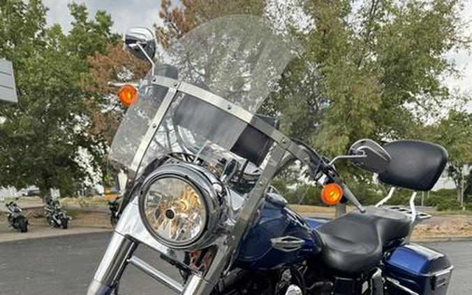 2015 Harley-Davidson® FLD - Dyna® Switchback™