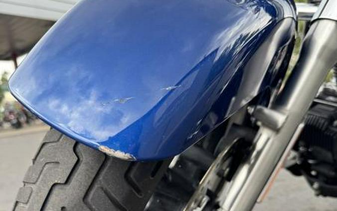 2015 Harley-Davidson® FLD - Dyna® Switchback™