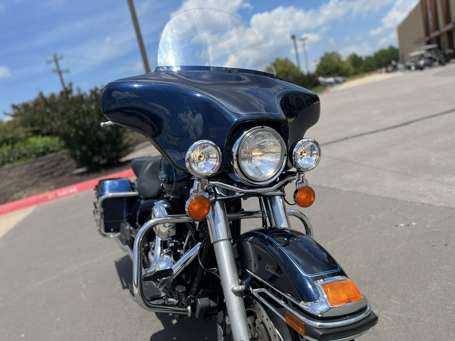 2013 Harley-Davidson® FLHTC Electra Glide® Classic BIG BLUE PEARL 646124
