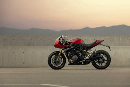 2022 Triumph Speed Triple 1200 RR First Look Preview