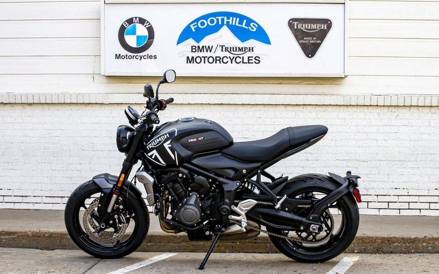 2024 Triumph Trident 660 Matte Jet Black/Matte Silver Ice