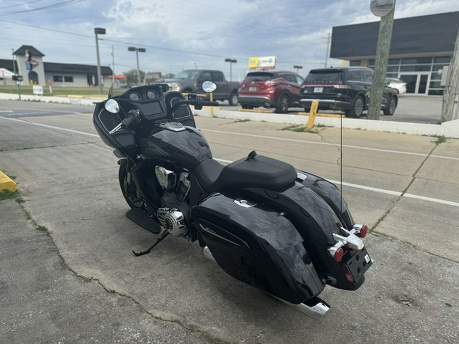 2024 Indian Challenger Black Metallic