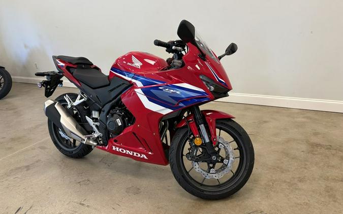 2025 Honda CBR500R