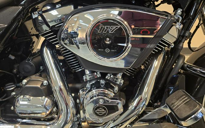 2026 Harley-Davidson® Street Glide® Midnight Ember Chrome Trim FLHX