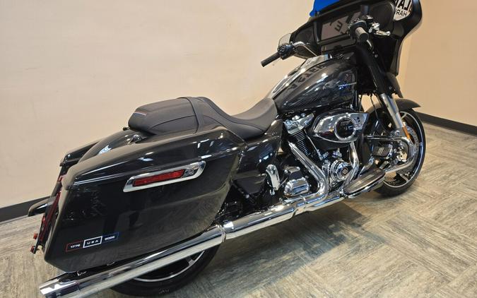 2026 Harley-Davidson® Street Glide® Midnight Ember Chrome Trim FLHX