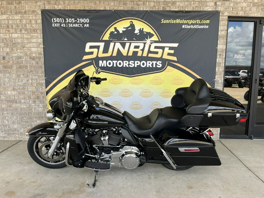 2017 Harley-Davidson FLHTKL Ultra Limited Low