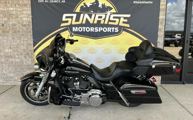 2017 Harley-Davidson FLHTKL Ultra Limited Low