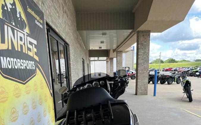 2017 Harley-Davidson FLHTKL Ultra Limited Low