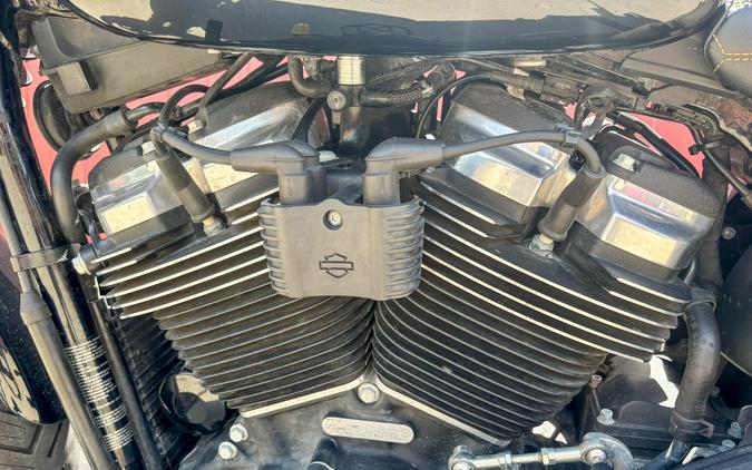2020 Harley-Davidson® Street Bob® FXBB Vivid Black