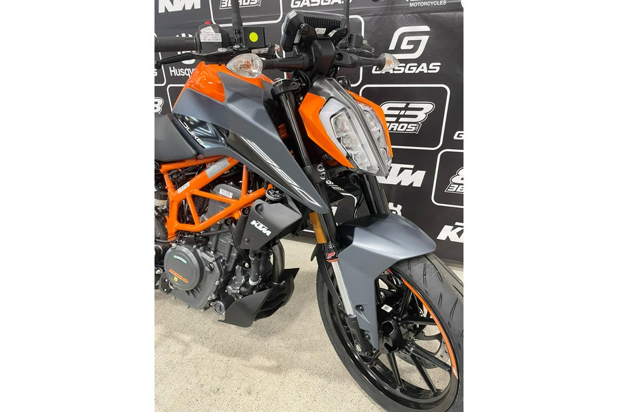 2023 KTM 390 Duke