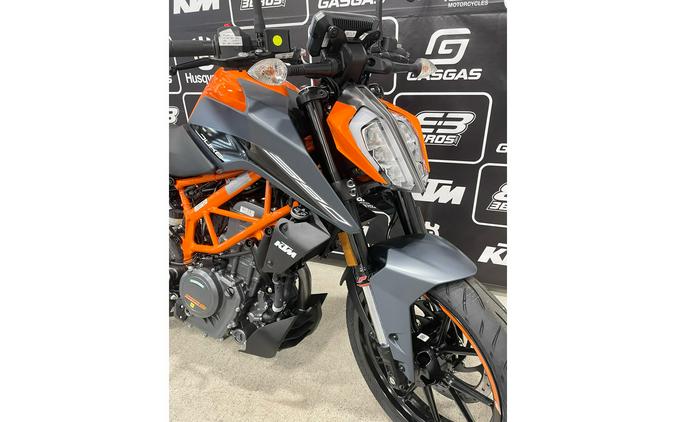 2023 KTM 390 Duke