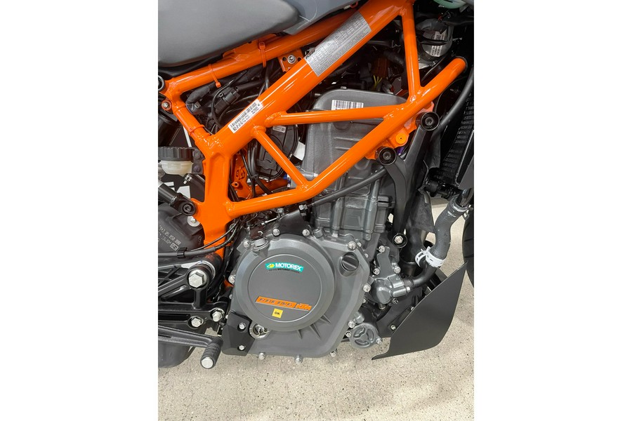 2023 KTM 390 Duke