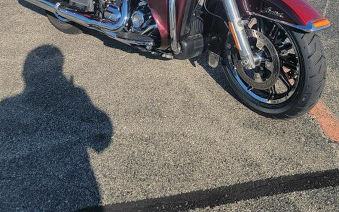 2019 Harley-Davidson Ultra Limited Wicked Red/Twisted Cherry